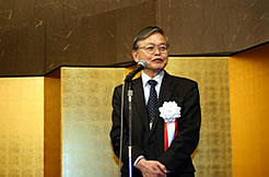 矢野朝水・コープ共済連理事長