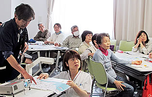5月の第6回会議の様子
